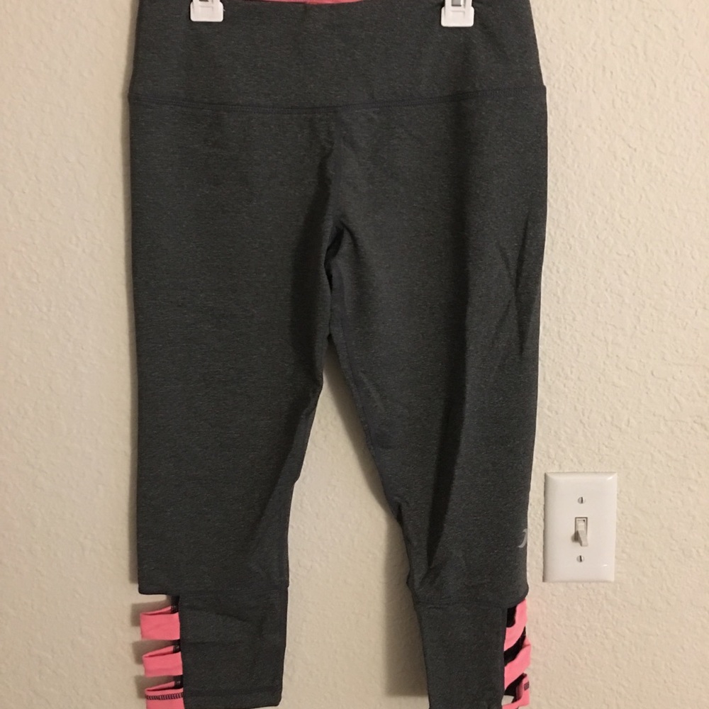 Gray Cropped Leggings